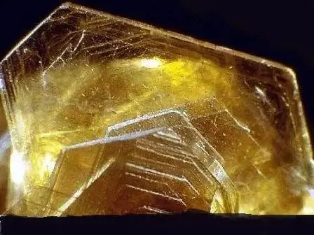 Що таке слюда?