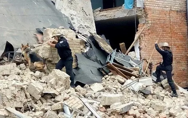 Завалену школу в Київській області ремонтували щороку