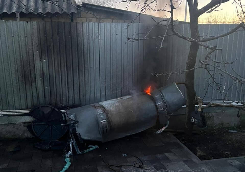 Ворожа ракета впала на будинок у Васильківській громаді: обійшлося без жертв