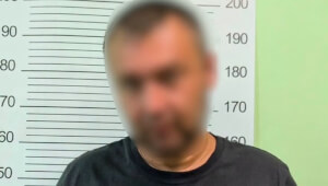 У Василькові затримали чоловіка, якого підозрюють у серії зухвалих нападів та грабежів