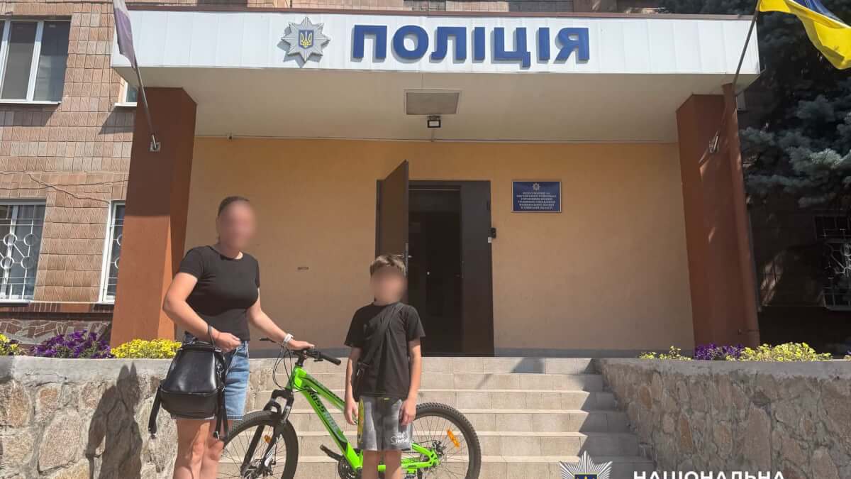 В Василькові правоохоронці повернули дитині викрадений велосипед